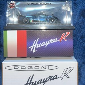 Hot Wheels RLC ‘21 Pagani Huayra R